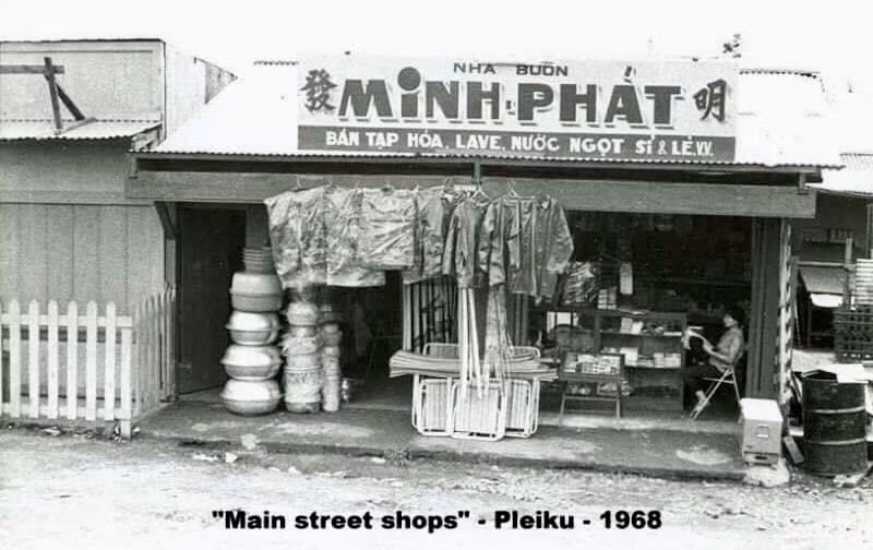 Hiệu buôn Minh Phát trước giải phóng (ảnh nhân vật cung cấp). Hiệu buôn Minh Phát trước giải phóng (ảnh nhân vật cung cấp).