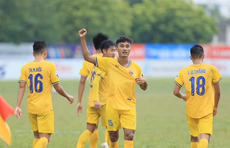 Tiền vệ Đoàn Cao Danh ghi bàn thắng duy nhất giúp Đak Lak có 3 điểm trên sân khách. Ảnh: baodaklak.vn