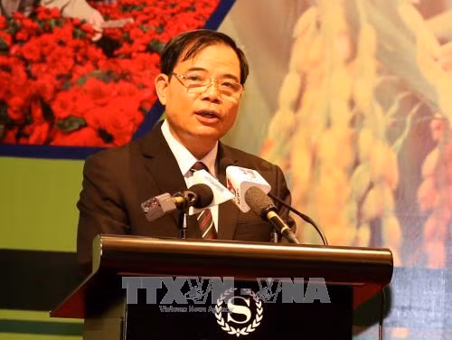 Bộ trưởng Bộ Nông nghiệp và Phát triển Nông thôn Nguyễn Xuân Cường phát biểu tại Hội nghị.