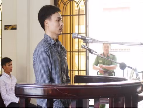 Bị cáo Bường tại tòa. Bị cáo Bường tại tòa.