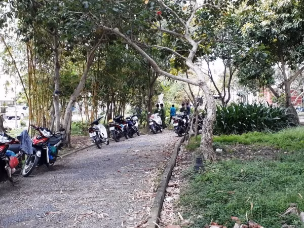 Công viên nơi phát hiện thi thể bé sơ sinh đang phân hủy.