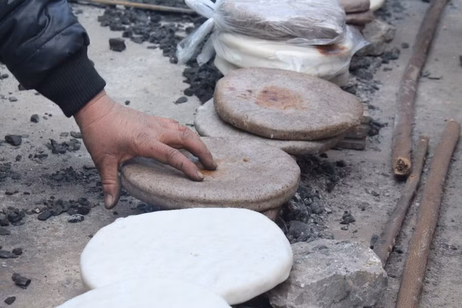 Bánh tam giác mạch, một món quà 