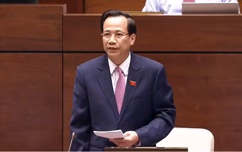 Bộ trưởng LĐ-TB-XH Đào Ngọc Dung trả lời chất vấn Bộ trưởng LĐ-TB-XH Đào Ngọc Dung trả lời chất vấn