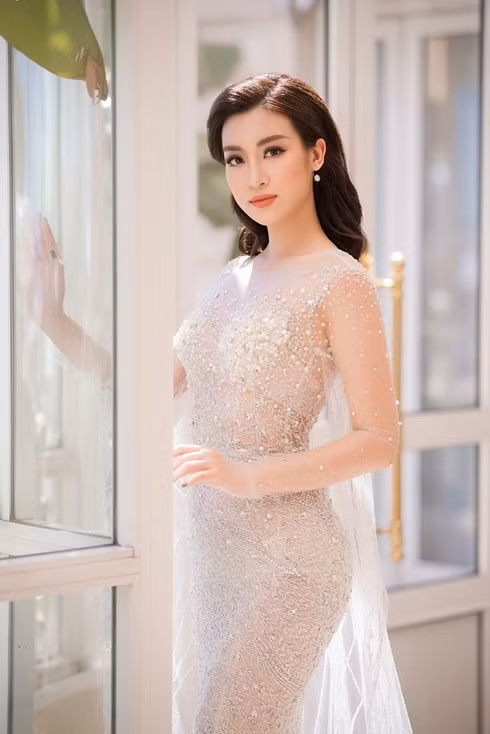 Hoa hậu Đỗ Mỹ Linh.