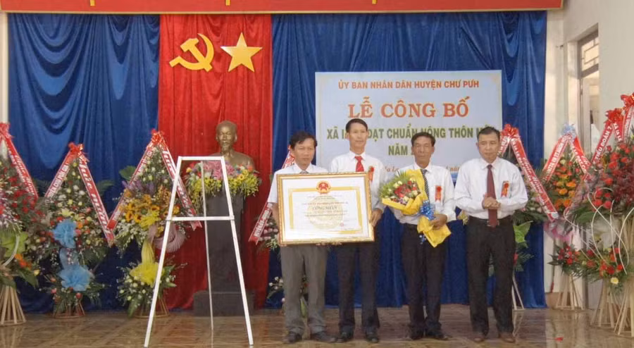 Công nhận xã Ia Le đạt chuẩn nông thôn mới. Ảnh: Lê Trang