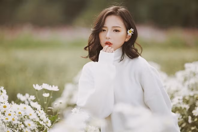  Kim Chi chia sẻ, công việc của một streamer và mẫu ảnh có những khó khăn và vất vả nhất định. Tuy nhiên, vì đó là đam mê nên cho đến giờ cô nàng vẫn cố gắng theo đuổi.
