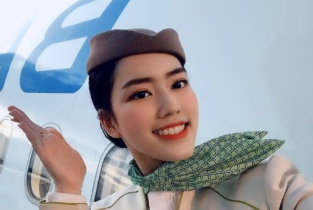  Cô nàng sở hữu nhan sắc ấn tượng.