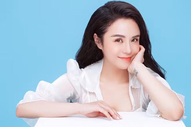 Thái Trinh đã có sự thay đổi đáng kể về phong cách sau khi chia tay mối tình hơn 2 năm với Quang Đăng - Ảnh: Milor Trần