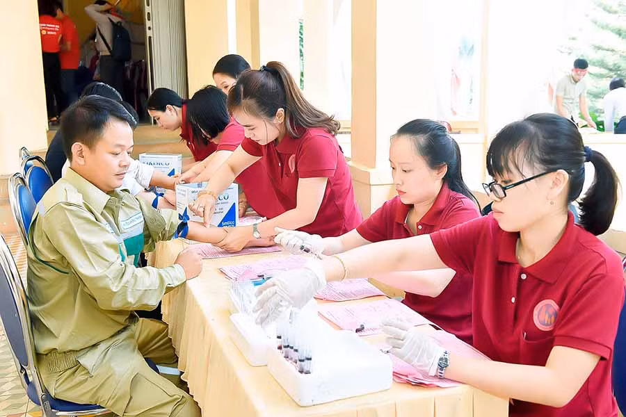 Phong trào hiến máu tình nguyện tại Gia Lai thu hút nhiều thành phần tham gia, trong đó có đồng bào dân tộc thiểu số. Ảnh: ĐỨC THỤY