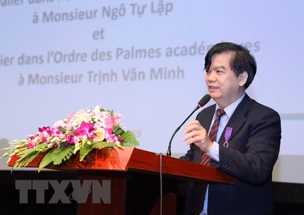 Phó giáo sư, tiến sỹ Trịnh Văn Minh, Giảng viên cao cấp trường Đại học Giáo dục - Đạị học Quốc gia Hà Nội phát biểu tại buổi lễ. (Ảnh: Thành Đạt/TTXVN)