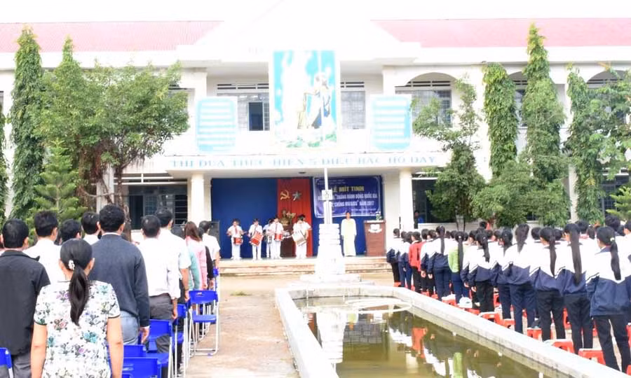  Lễ mít tinh phòng-chống HIV/AIDS tại huyện Phú Thiện. Ảnh: Nguyễn Tú