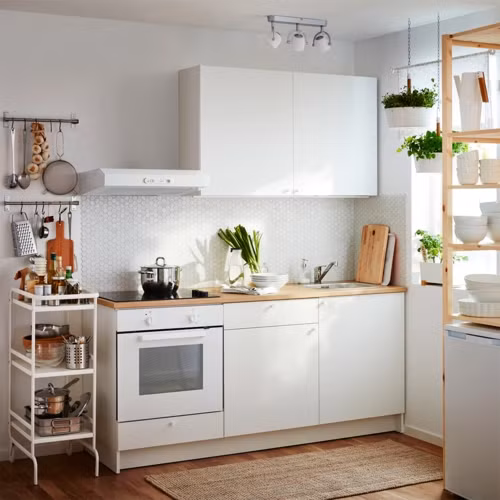 Khi tủ bếp nhỏ gọn mà bạn lại muốn có thêm chỗ để thêm đồ gia đụng thì có thể mua thêm giá để đồ. Khi tủ bếp nhỏ gọn mà bạn lại muốn có thêm chỗ để thêm đồ gia đụng thì có thể mua thêm giá để đồ.