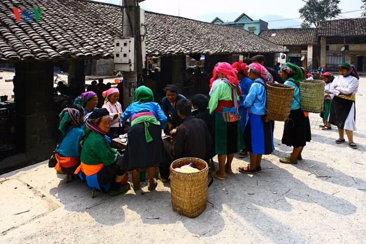 Ngày 3/10/2010, cao nguyên đá Đồng Văn được UNESCO chính thức công nhận là Công viên địa chất toàn cầu. Ngày 3/10/2010, cao nguyên đá Đồng Văn được UNESCO chính thức công nhận là Công viên địa chất toàn cầu.