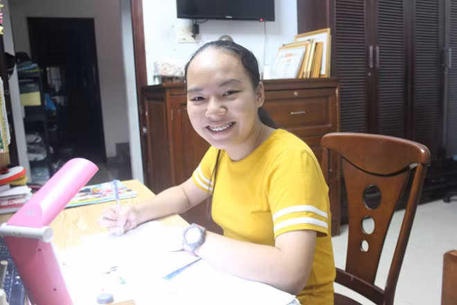  Ảnh: Nữ Vương