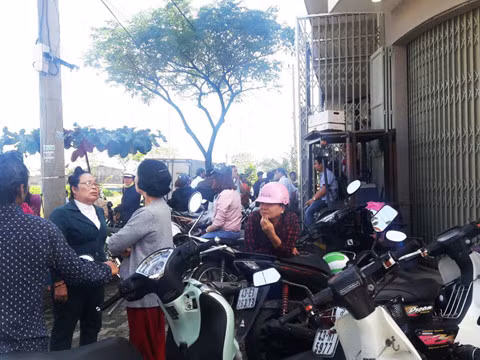  Người dân khu vực xót xa trước mất mát cuối năm của gia đình nạn nhân 