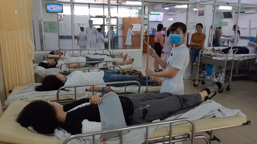 Các bệnh nhân tại BV Đà Nẵng. Ảnh: Cao Thái