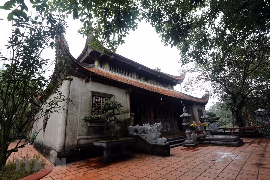 Đền thờ An Sinh Vương Trần Liễu thân phụ đức Thánh Trần. 