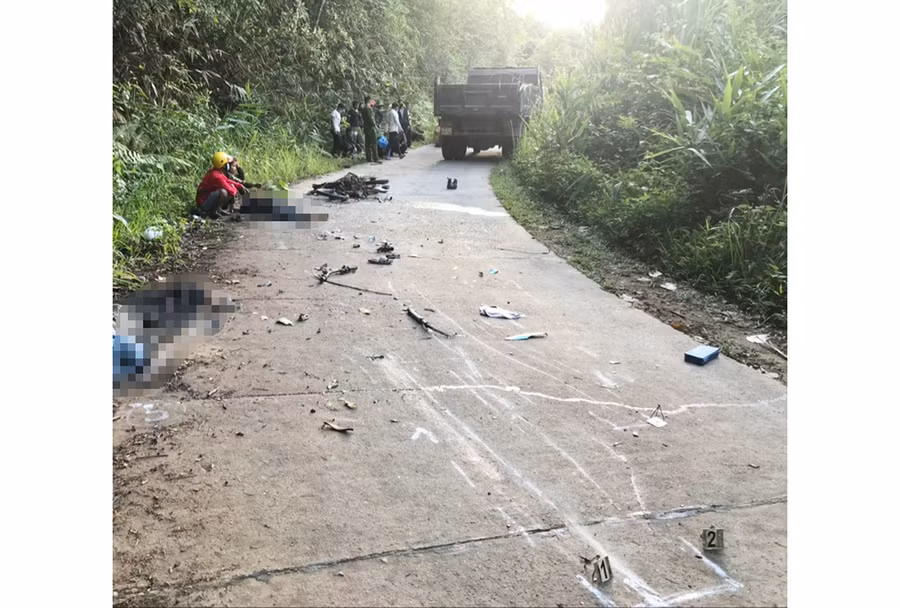 Hiện trường vụ tai nạn. Ảnh: Hữu Phong Hiện trường vụ tai nạn. Ảnh: Hữu Phong