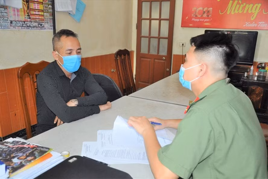 Đối tượng Đào Anh Tuấn tại cơ quan Công an. Ảnh Công an Hải Dương Đối tượng Đào Anh Tuấn tại cơ quan Công an. Ảnh Công an Hải Dương