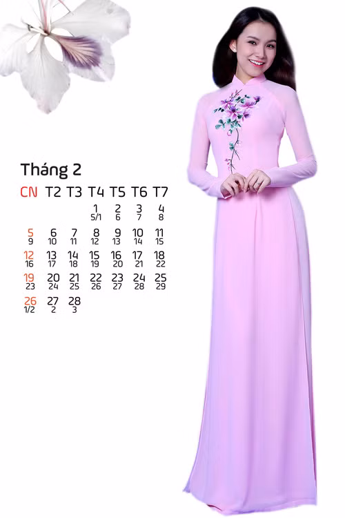  Hoa Hậu Hoàn Vũ Việt Nam - Thùy Lâm - nền nã trong sắc tím của hoa ban.