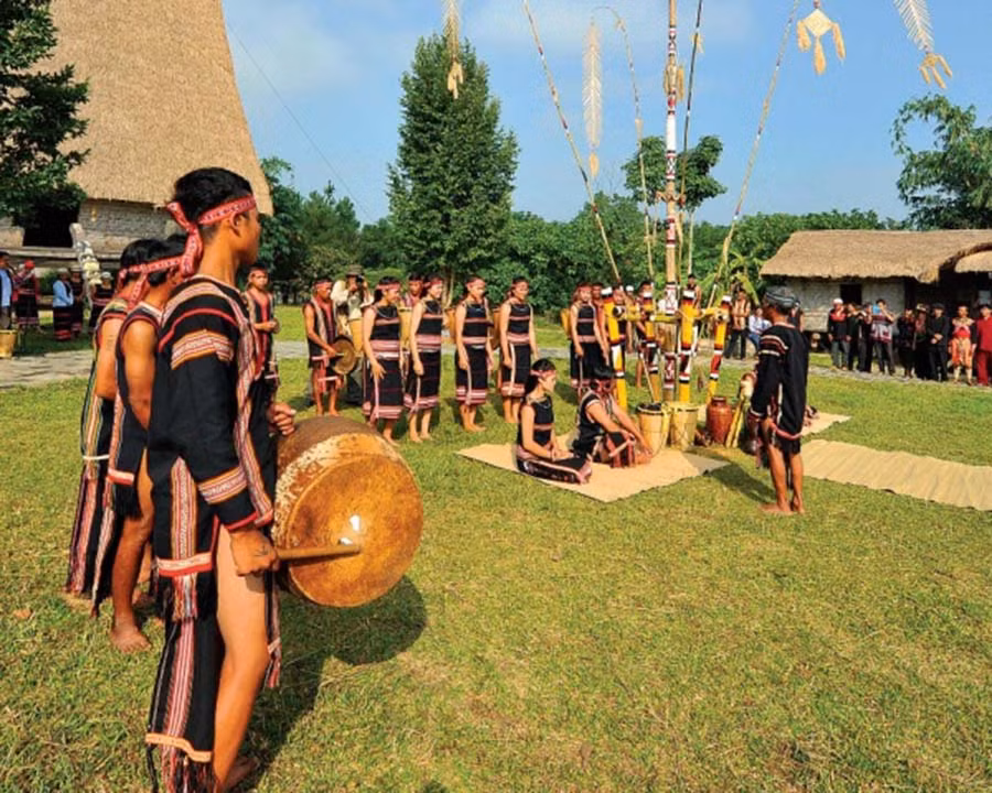 Lễ cưới của người Jrai. 