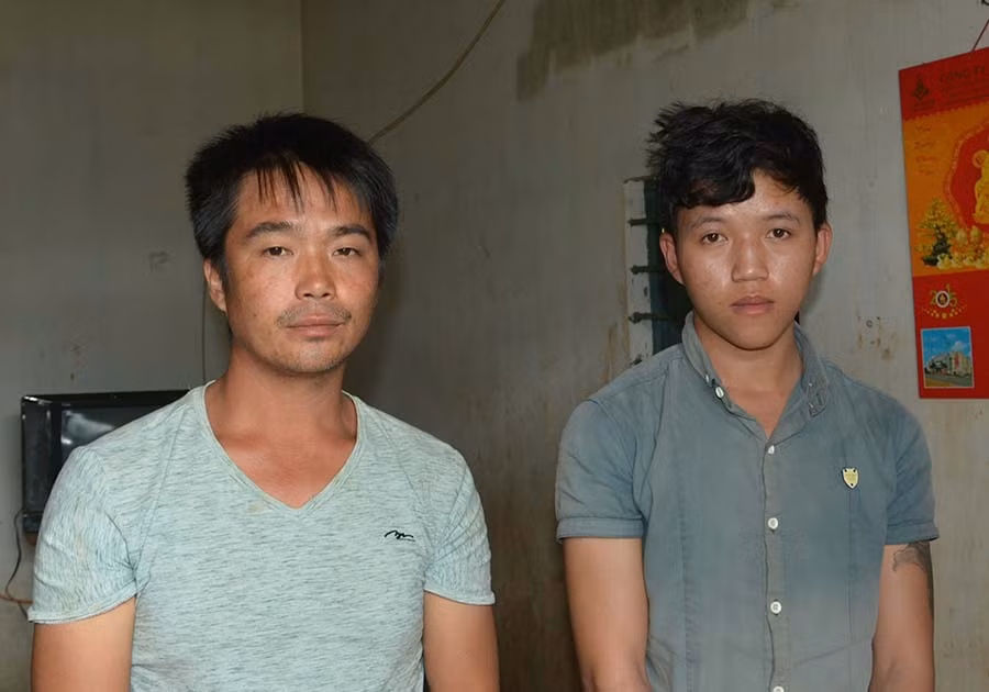  2 đối tượng Võ Xuân Chánh và Võ Văn Phú. Ảnh: V.P