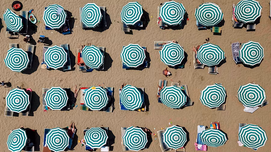  Durrës, Albania: Dù che kín bãi biển ở thành phố cảng Durrës. (Nguồn: Getty Images)