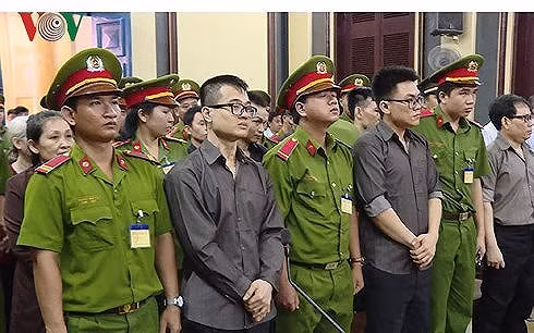  12 thành viên tổ chức phản động “Chính phủ quốc gia Việt Nam lâm thời”bị tuyên phạt tổng cộng 112 năm tù trong phiên tòa ngày 22/8 vừa qua tại thành phố Hồ Chí Minh. Ảnh - VOV TPHCM