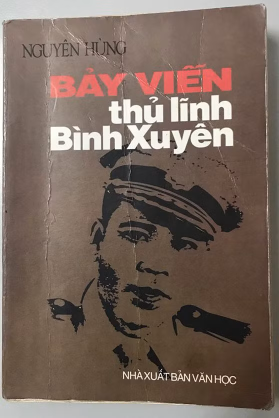 Cuốn ký - tư liệu này của tác giả Nguyên Hùng có nhiều trang viết thể hiện vai trò của Trung tướng Nguyễn Bình trong việc cảm hóa, thu phục lực lượng Bộ đội Bình Xuyên. Cuốn ký - tư liệu này của tác giả Nguyên Hùng có nhiều trang viết thể hiện vai trò của Trung tướng Nguyễn Bình trong việc cảm hóa, thu phục lực lượng Bộ đội Bình Xuyên.