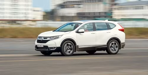 Honda CR-V khi ra mắt tại Nha Trang hồi cuối 2017. Honda CR-V khi ra mắt tại Nha Trang hồi cuối 2017.