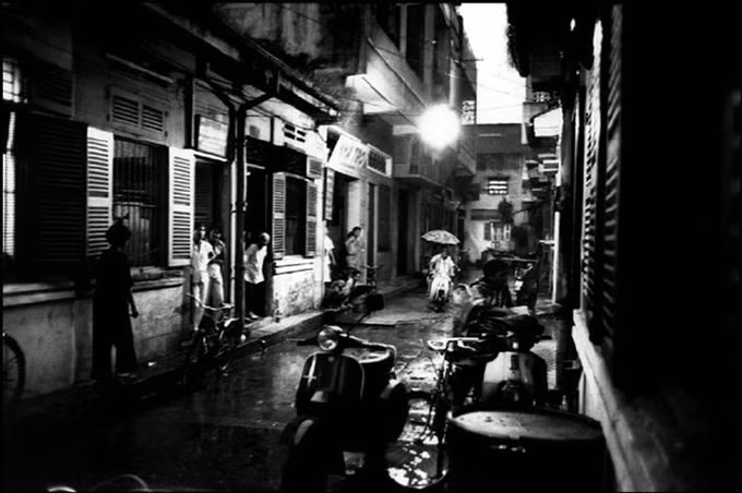  Ngày nay, Chợ Lớn được dùng để chỉ vùng đất bao gồm quận 5, quận 6, quận 10 và một phần của quận 11. Trong đó quận 5 là khu vực sinh sống chủ yếu của cộng đồng người Việt gốc Hoa.