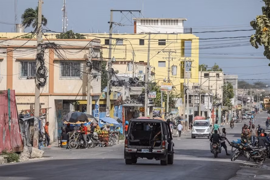  Cảnh sát Haiti tăng cường tuần tra sau vụ ám sát Tổng thống Jovenel Moise. Ảnh: AFP