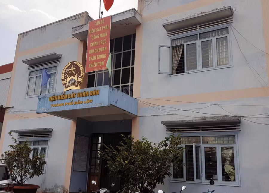 Trụ sở Viện KSND TP. Bảo Lộc nơi ông Đức từng làm Phó viện trưởng. ẢNH: LÂM VIÊN