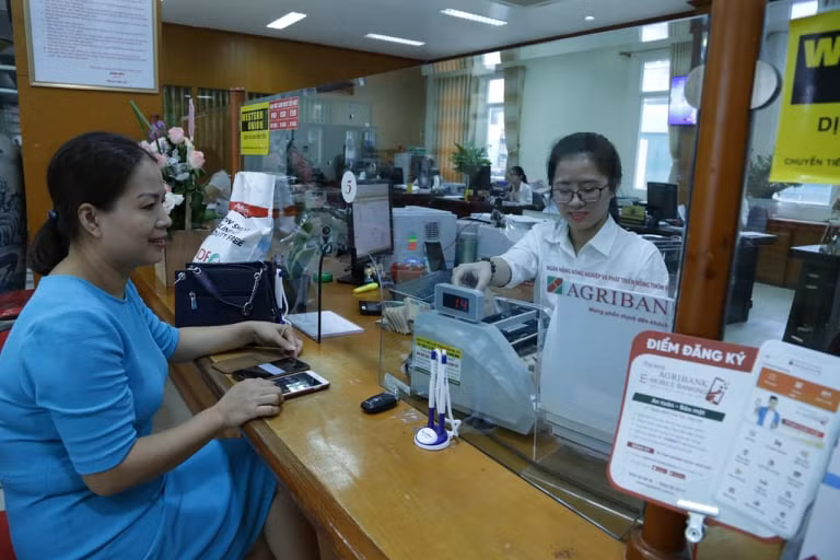  4 NHTM lớn gồm: Vietcombank, Vietinbank, Agribank và BIDV trúng thầu đấu thầu lãi suất Quỹ vaccine. (Ảnh: LT)