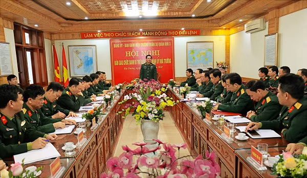 Bàn giao chức danh Bí thư Đảng ủy, Chính ủy Trường Quân sự Quân khu 3.