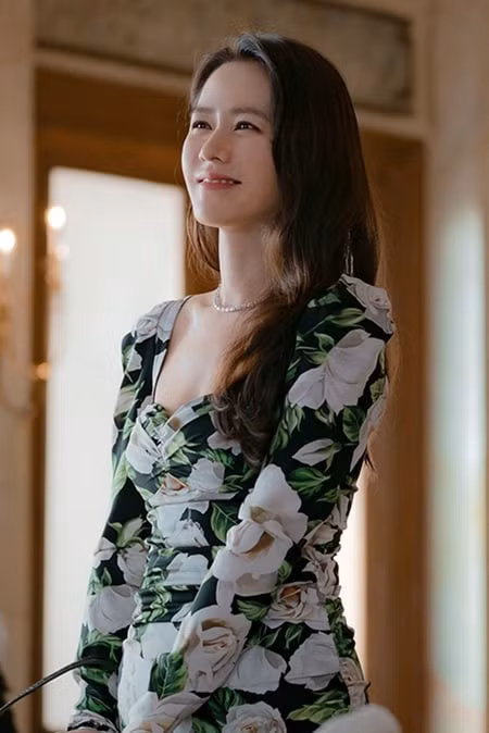 Cô nổi tiếng nhờ vẻ đẹp trong sáng, thánh thiện và khiến khán giả liên tưởng tới mối tình đầu tiên thời thanh xuân.