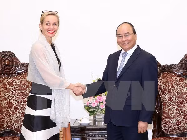 Thủ tướng Nguyễn Xuân Phúc tiếp bà Camilla Mellander, Đại sứ đặc mệnh toàn quyền Thụy Điển tại Việt Nam đến chào từ biệt.