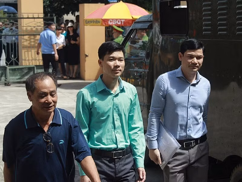 Bác sĩ Hoàng Công Lương bị đề nghị truy tố tội vô ý làm chết người . Ảnh: TUYẾN PHAN