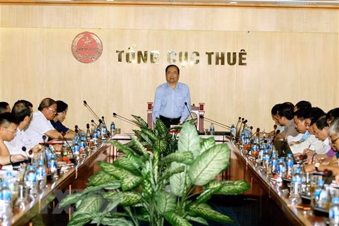 Chủ tịch Ủy ban Trung ương Mặt trận Tổ quốc Việt Nam Trần Thanh Mẫn phát biểu tại buổi làm việc với Tổng cục Thuế. (Ảnh: Nguyễn Dân/TTXVN)