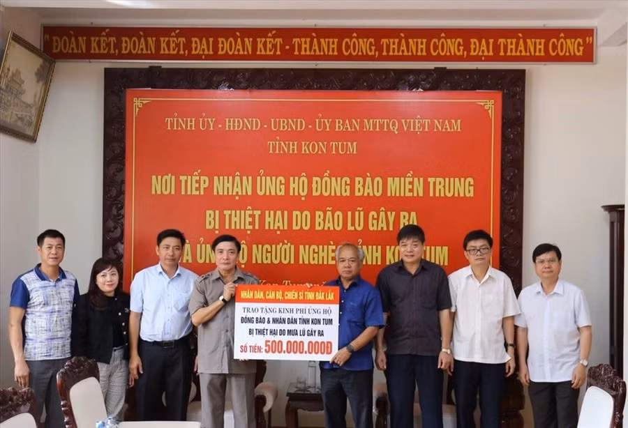 Tại Kol tum Tại Kol tum