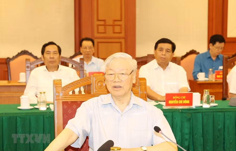 Tổng Bí thư, Chủ tịch nước Nguyễn Phú Trọng, Trưởng Tiểu ban Văn kiện Đại hội XIII của Đảng phát biểu kết luận cuộc họp Tiểu ban Văn kiện Đại hội XIII của Đảng. (Ảnh: Trí Dũng/TTXVN)
