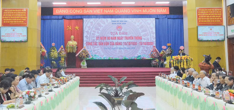 Quang cảnh buổi tọa đàm. Ảnh: Phương Linh
