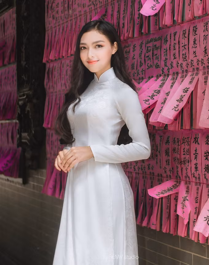 Trần Em Bi cũng bị loại sớm dù được kỳ vọng