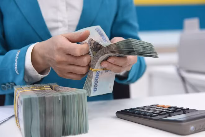 Ngân hàng quyết định cắt giảm lãi suất từ 1.10 - Ảnh Ngọc Thắng Ngân hàng quyết định cắt giảm lãi suất từ 1.10 - Ảnh Ngọc Thắng