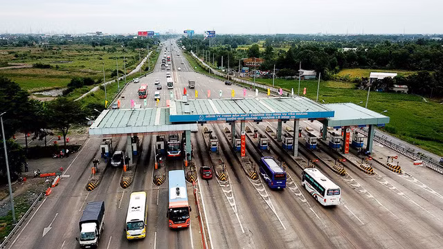 Đinh Ngọc Hệ đã chỉ đạo nhiều lần thực hiện thủ đoạn để cắt giảm, che giấu doanh thu thu phí thực tế từ 