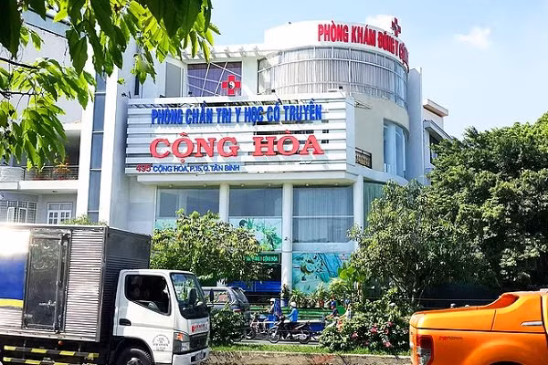 Cơ sở này bị phát hiện bán thuốc đông y không rõ nguồn gốc.