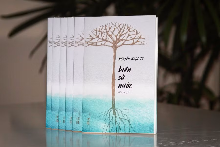 Trước khi ra mắt, Biên sử nước đã có trên 3.000 đơn đặt hàng từ các nhà phát hành.