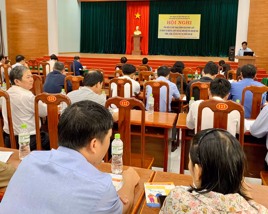  Hội nghị đối thoại chính sách BHXH tự nguyện. Ảnh: Như Nguyện