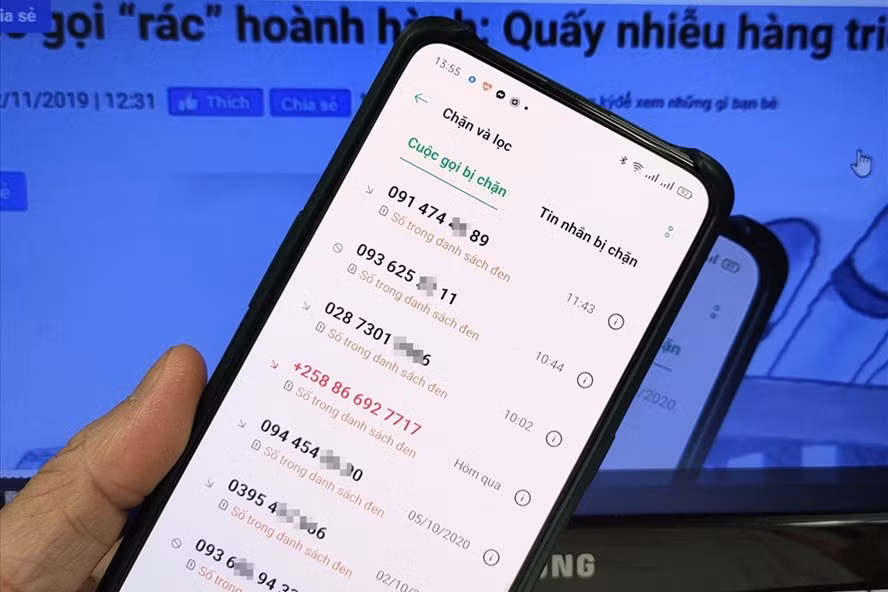 Tin nhắn, cuộc gọi rác vẫn xuất hiện dày đặc sau thời điểm ngày 1.10 - thời điểm quy định xử phạt vi phạm hành chính trong lĩnh vực chống tin nhắn rác, thư điện tử rác và cuộc gọi rác có hiệu lực. Ảnh: Thế Lâm