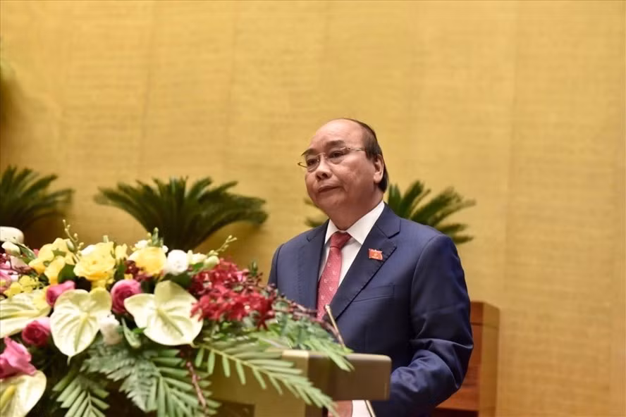 Thủ tướng Nguyễn Xuân Phúc phát biểu tại phiên khai mạc kỳ họp thứ 10, Quốc hội khóa XIV. Ảnh: VGP